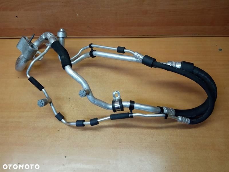 PRZEWÓD KLIMATYZACJI MERCEDES W213 A2138307602 - 1