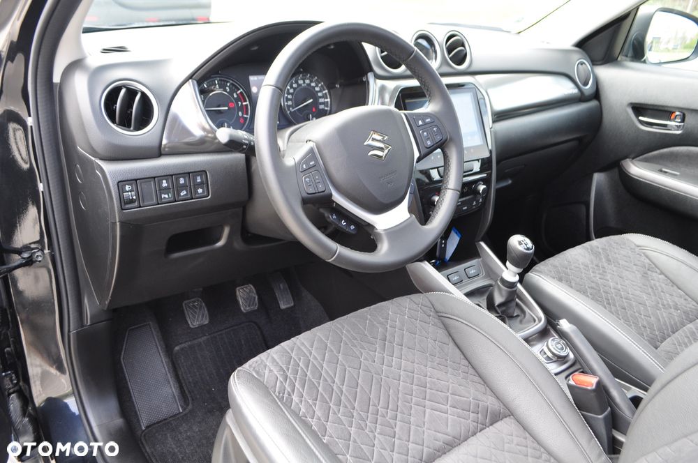 Suzuki Vitara 1.4 Boosterjet Hybrid Comfort+ - 39