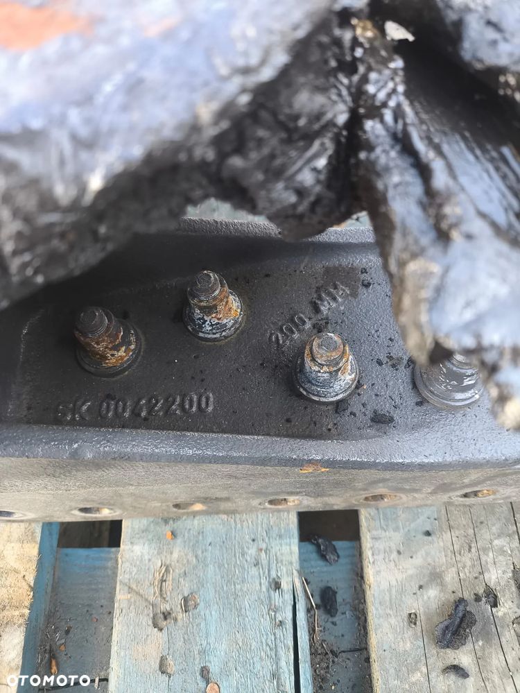 Volvo fh Siodło Jost / 200mm - 9