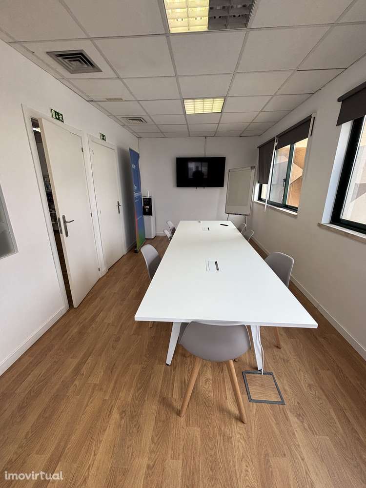 Excelente escritório com 103m² Algés - Miraflores muita luz natural - Grande imagem: 2/11