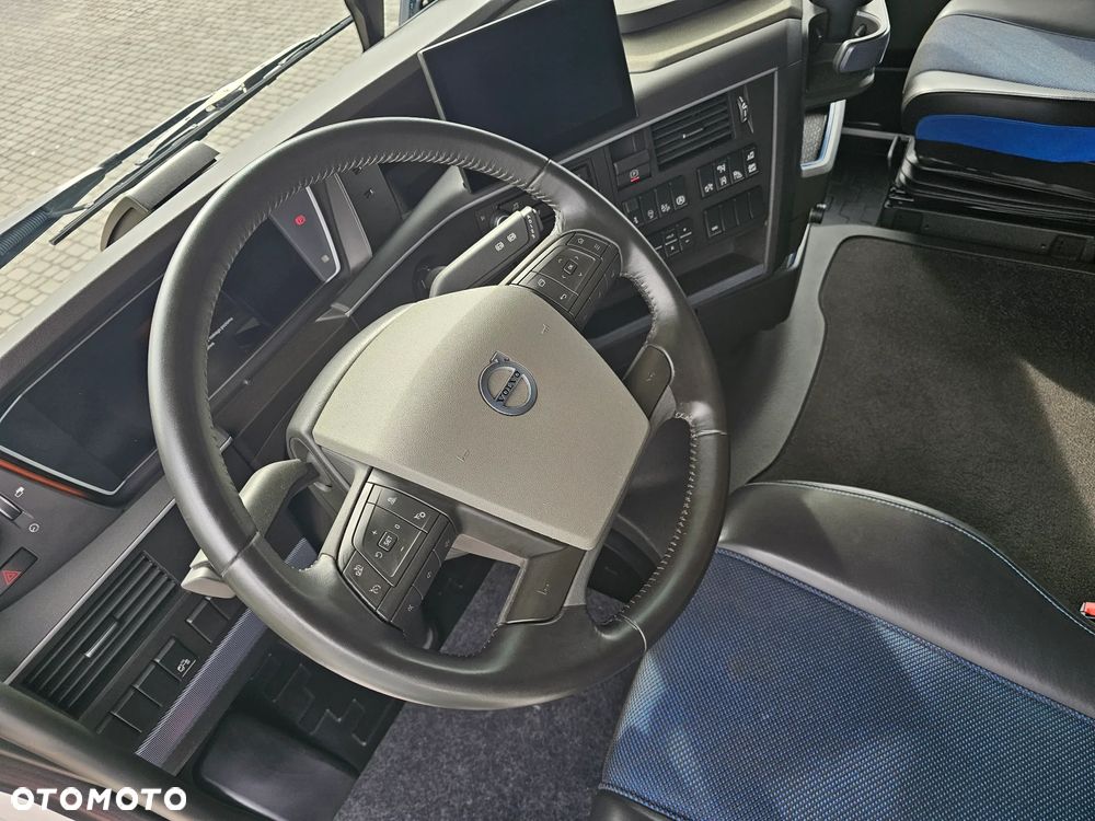 Volvo FH500 FULL OPCJA! CAŁY NA PODUSZKACH - 31