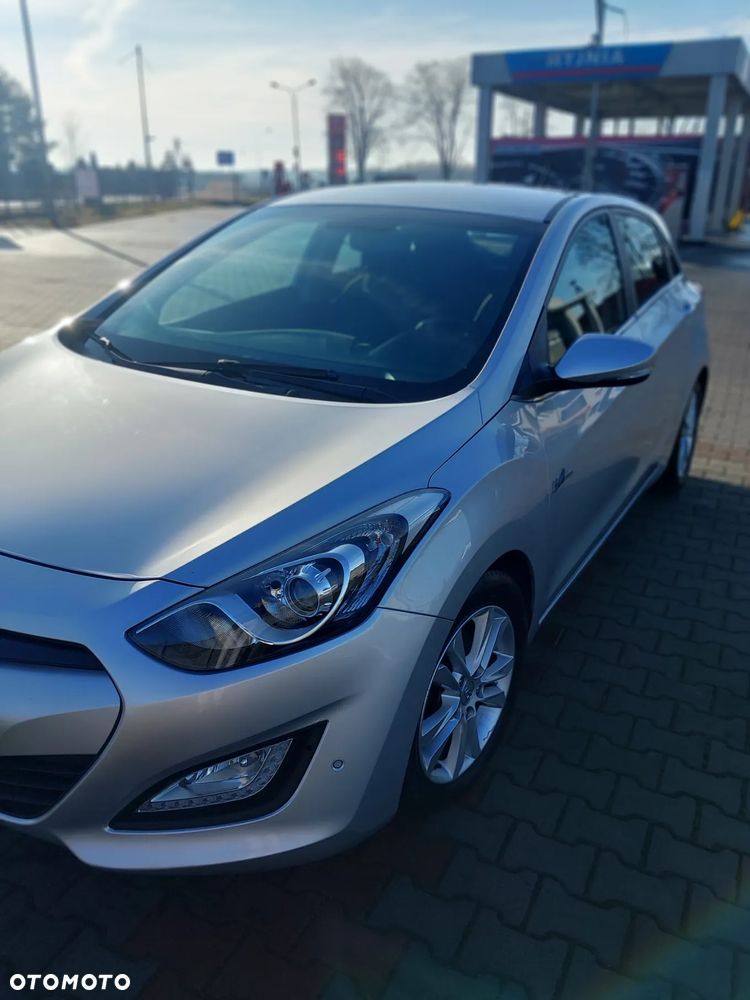 Hyundai i30 1.6 CRDi BlueDrive Classic - 11