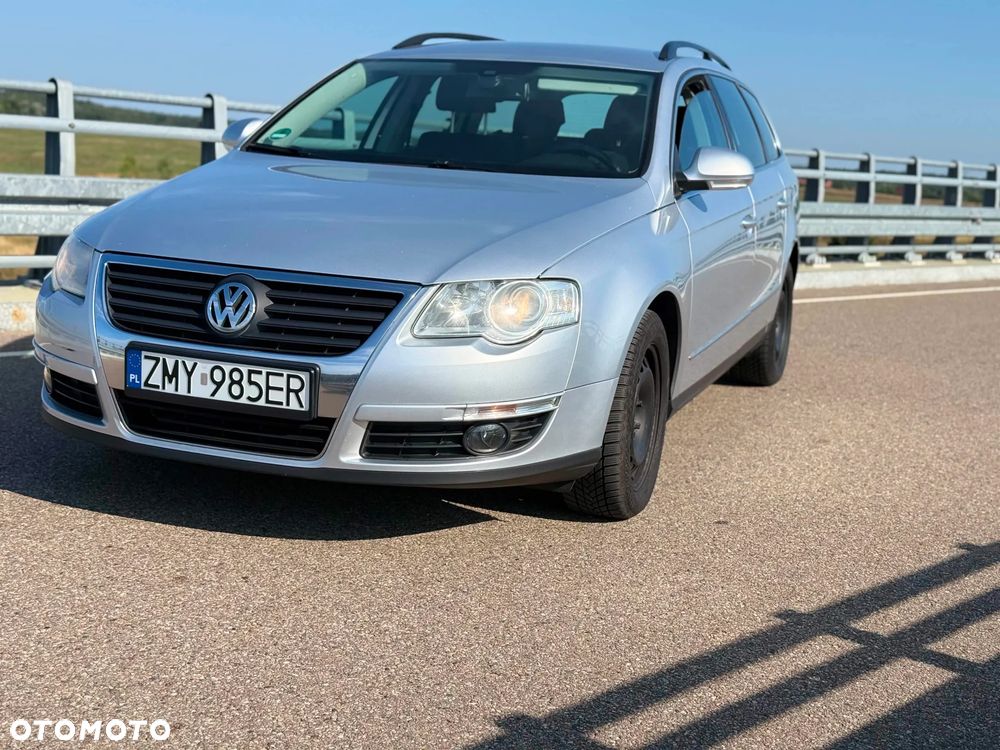 Volkswagen Passat 2.0 TDI Comfortline - 5