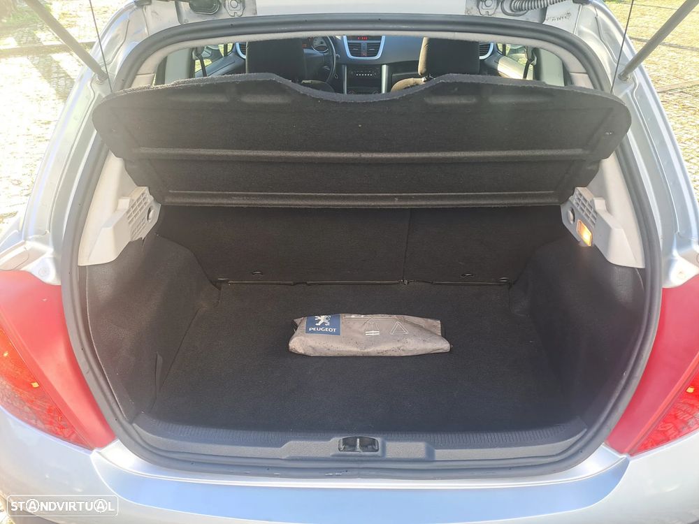 Peugeot 207 1.4 16V Sport - 25