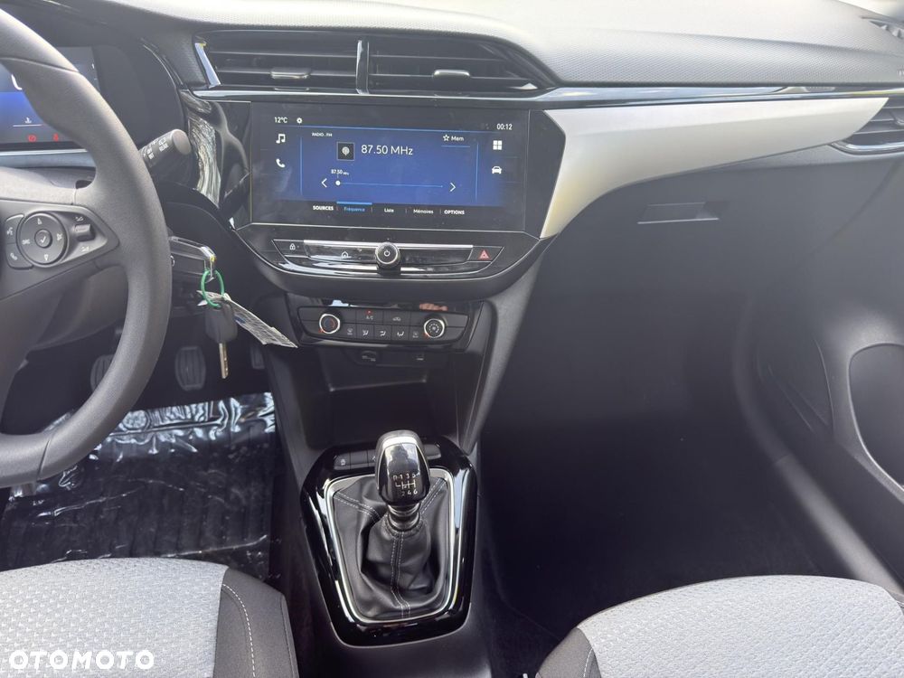 Opel Corsa 1.2 T Edition S&S - 19