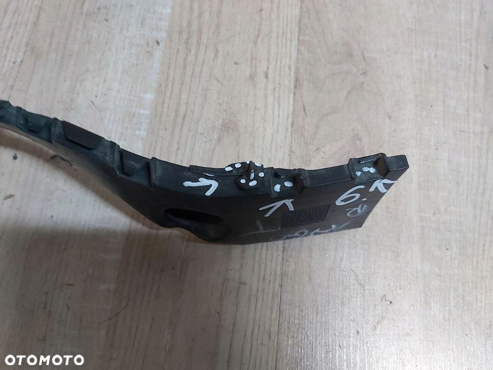 Toyota Aygo I ślizg zderzaka prawy tył mocowanie - 4