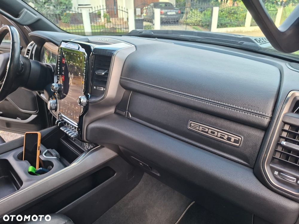 RAM 1500 - 17