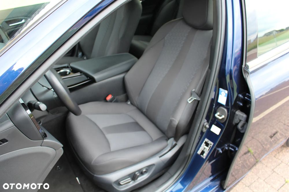 Toyota Mirai Standard - 12