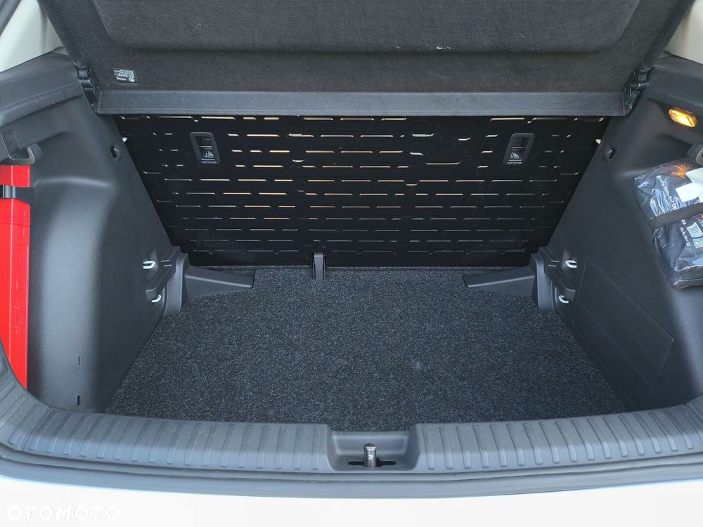 Skoda Fabia - 14