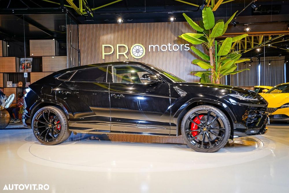 Lamborghini URUS - 17