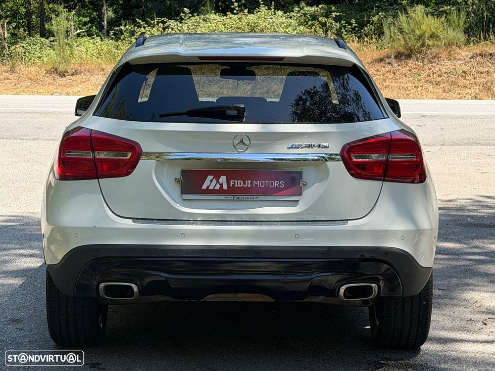 Mercedes-Benz GLA 220 CDi AMG Line - 2