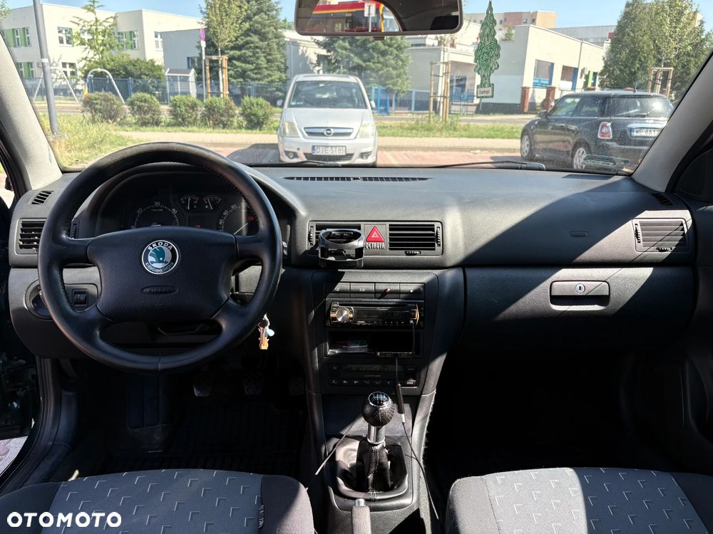 Skoda Octavia 1.9 TDI Tour Plus Ice+ - 6
