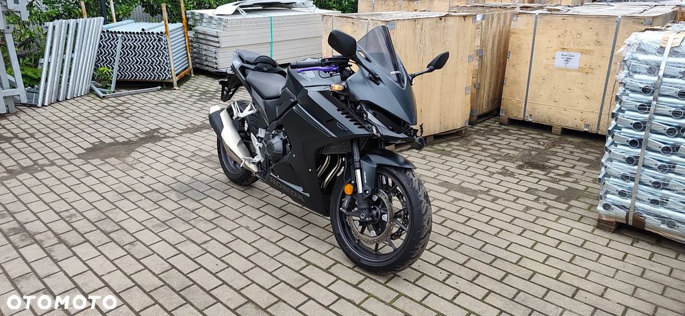 Honda CBR - 1
