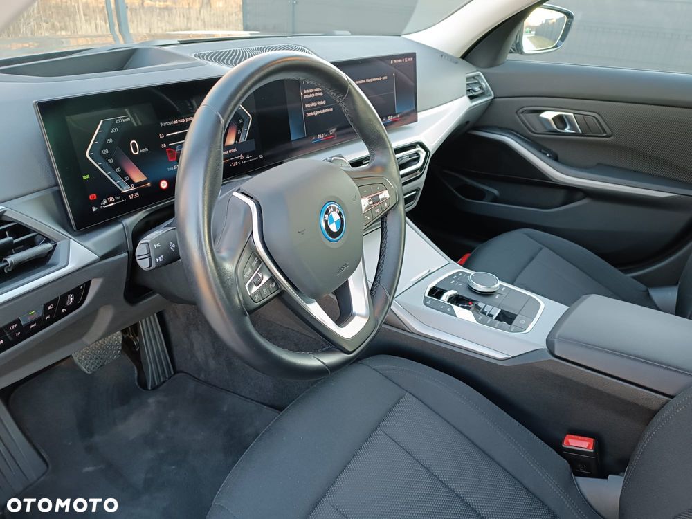 BMW Seria 3 320e Advantage - 19