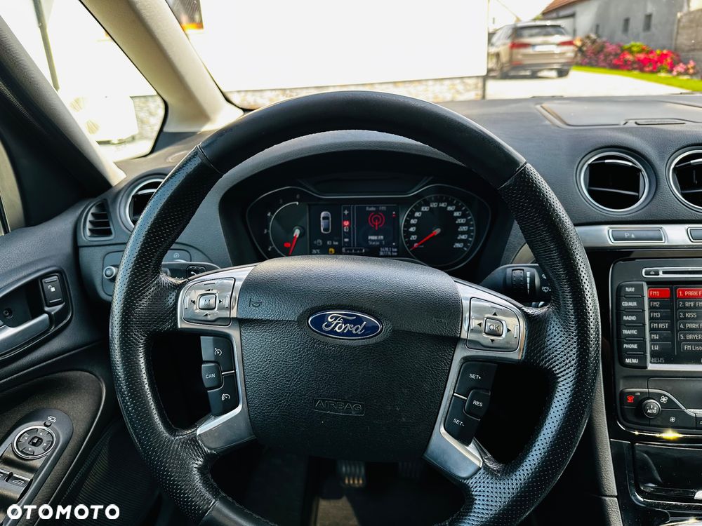 Ford Galaxy 2.2 TDCi Titanium - 11