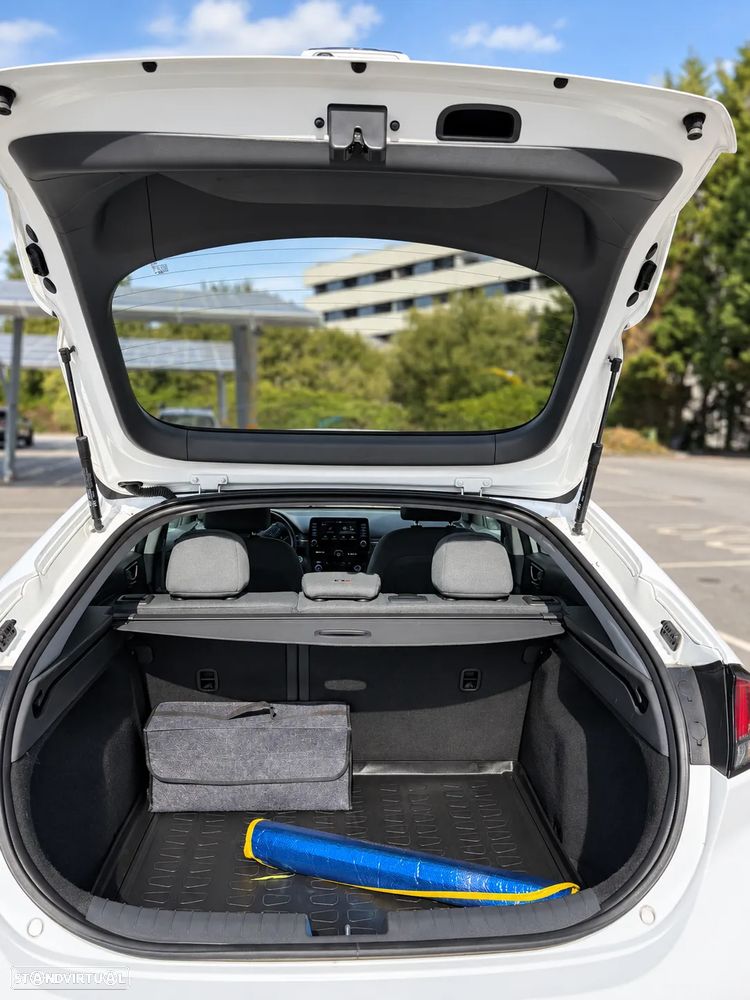Hyundai Ioniq 1.6 GDI HEV - 11