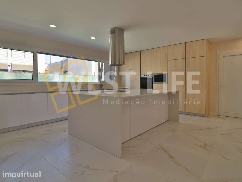 Moradia T5 arquitetura moderna NOVA com piscina e jardim - A 15 min... - Grande imagem: 3/31