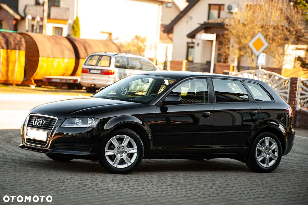 Audi A3 Sportback 1.6 Attraction - 11