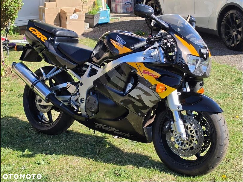 HONDA CBR 900 SC 33 SC33 owiewka osłona boczek zbiornik silnik zawieszenie set podnóżek swap siedzenie chłodnica regulator moduł przełącznik przekaźnik licznik wiązka tłumik czasza wypełnienie licznik gaźnik silnik stelaż