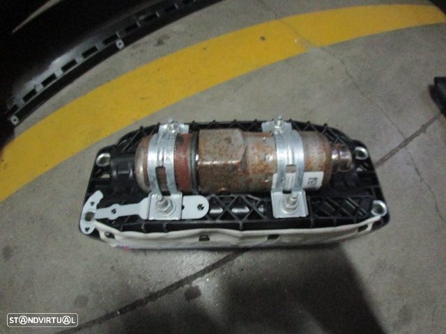 Kit Airbags 5K0880201P81U 5K0880204A 5K1880841D 5C0959655B 1K3857705AA 1K3857706AC 5K0959351  VW GOLF 6 2011 1.4I 80Cv 3P Preto PRETO - 11