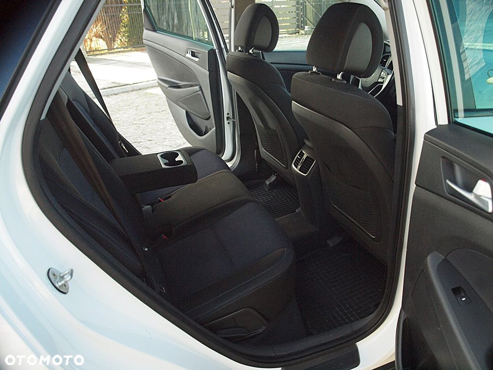 Hyundai Tucson blue 1.7 CRDi 2WD Trend - 19