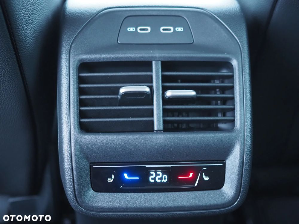 Skoda Superb 2.0 TDI SCR 4x4 L&K DSG - 13