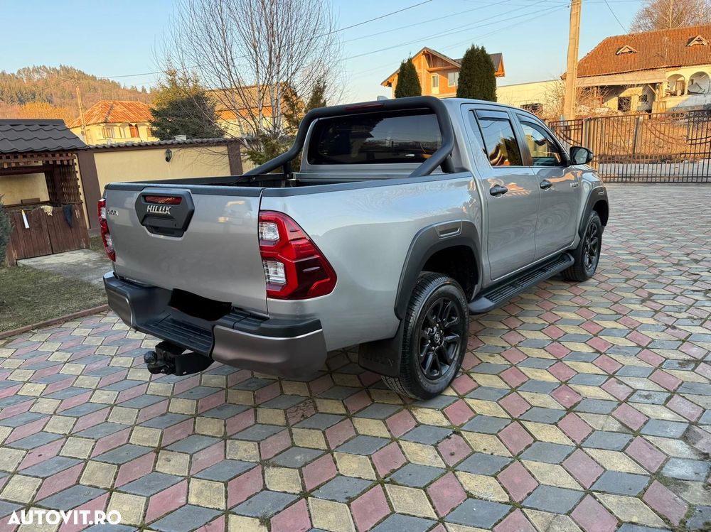 Toyota Hilux 2.8D 204CP 4x4 Double Cab AT Invincible - 5