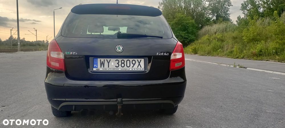 Skoda Fabia 1.4 TSI DSG RS - 8