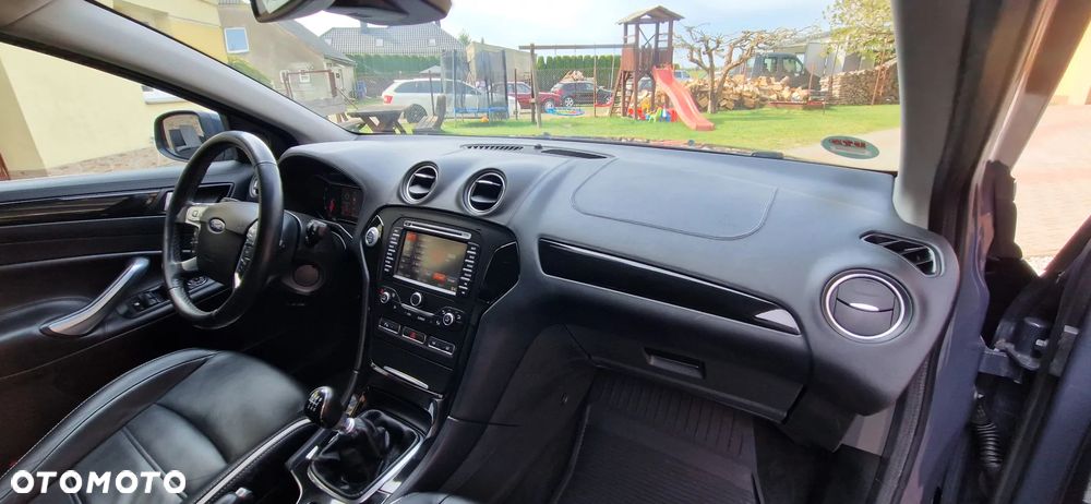 Ford Mondeo 2.0 TDCi Titanium X - 26