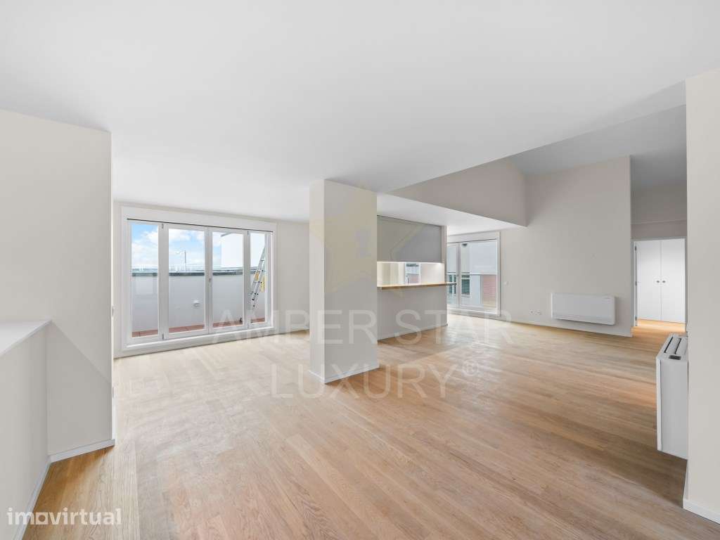 Apartamento T3 em Prédio de Requinte no Porto! - Grande imagem: 3/46