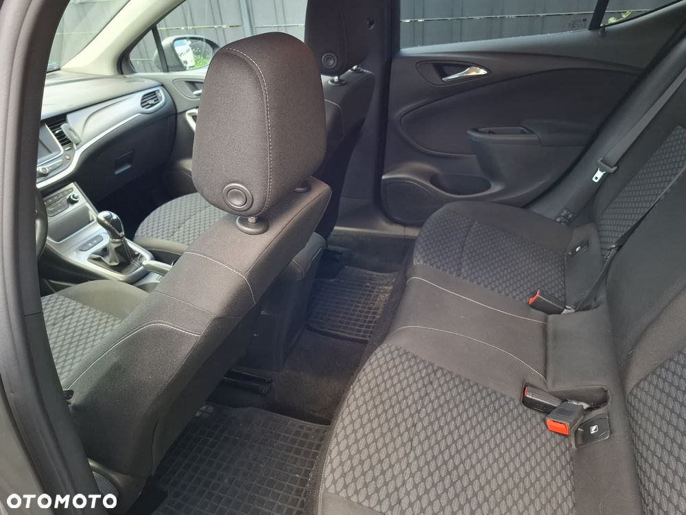 Opel Astra 1.4 Enjoy - 10