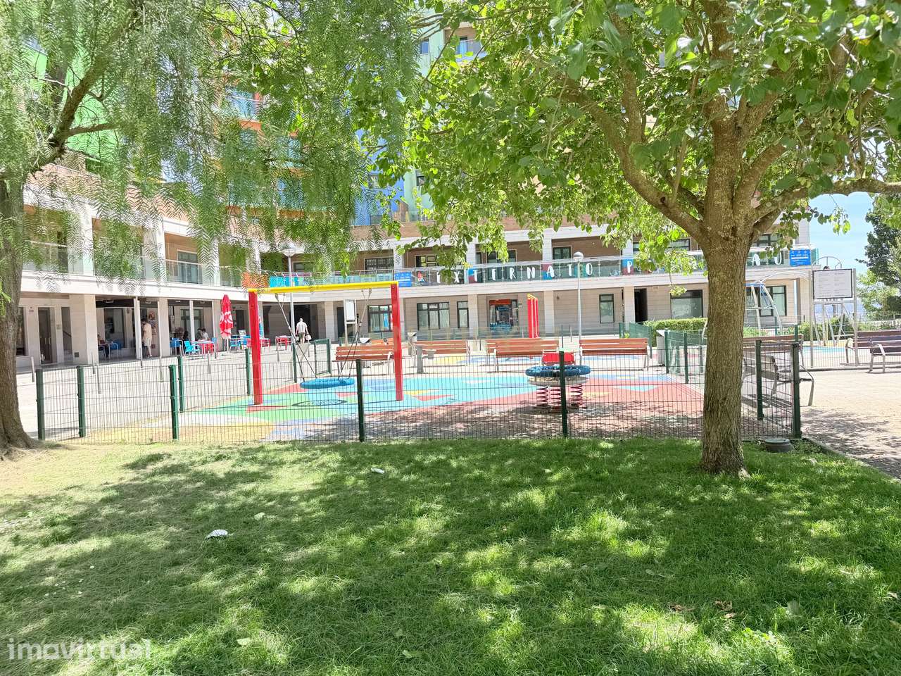 Apartamento T3 para no Jardim da Amoreira com Garagem - Grande imagem: 3/24