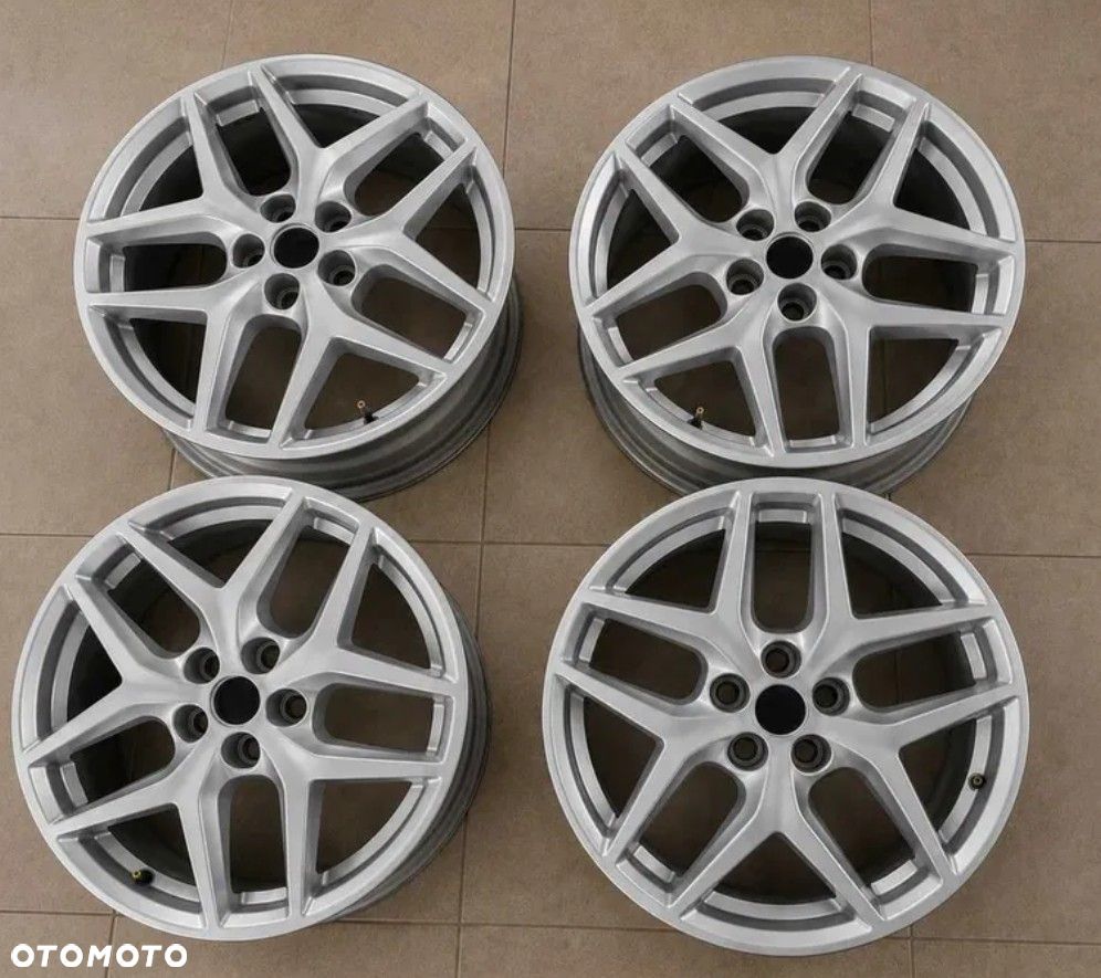 FELGI aluminiowe org. Ford 18x8J, ET 52,5 srebrne / bright silver - 4 szt. - 5