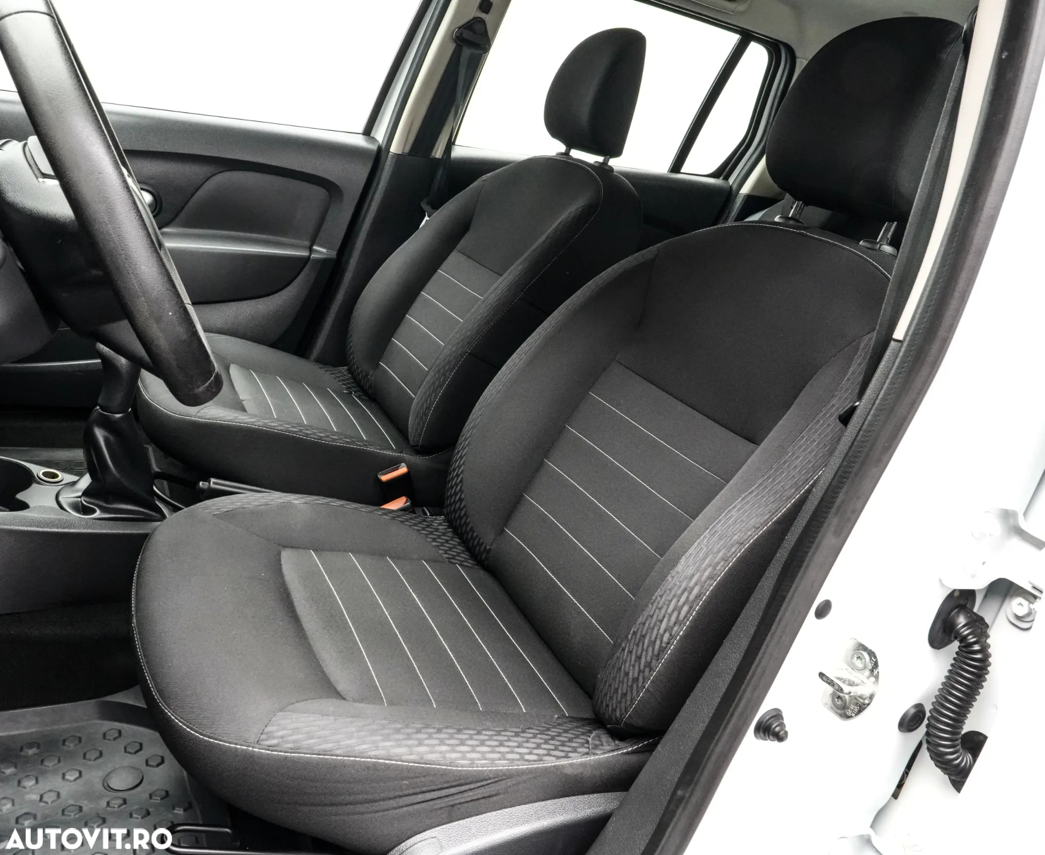 Dacia Logan MCV 1.5 Blue dCi Laureate - 9
