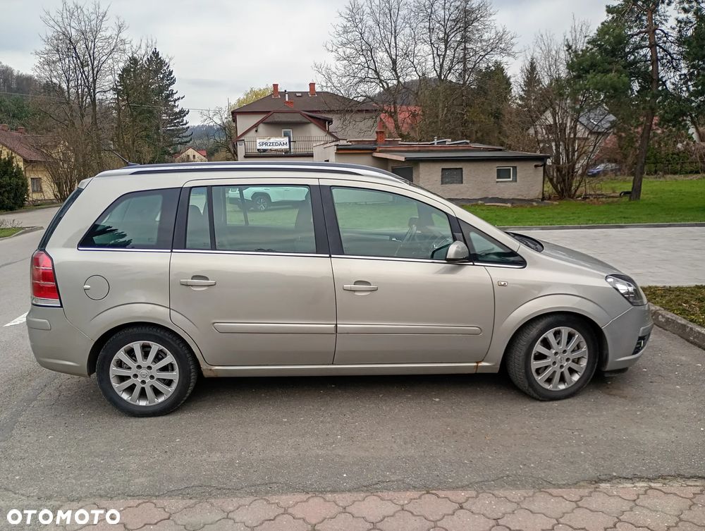 Opel Zafira 1.9 CDTI - 3