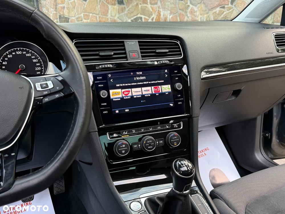 Volkswagen Golf 1.5 TSI BlueMotion ACT Highline - 22