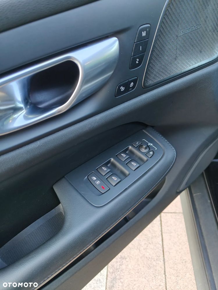 Volvo V60 B5 B AWD Inscription - 20