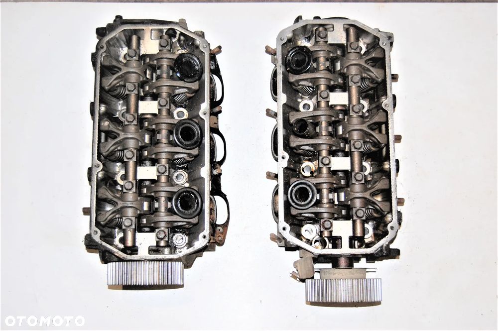 MITSUBISHI PAJERO SPORT 3,0 V6 - Głowica cylindrów prawa , lewa.