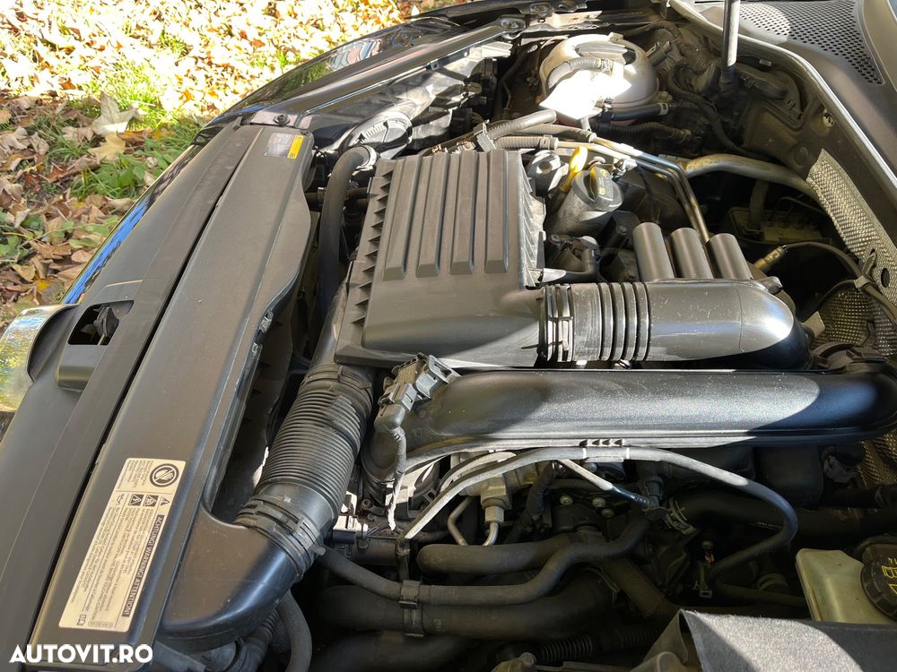 Volkswagen Golf 1.4 TSI BMT Highline - 38