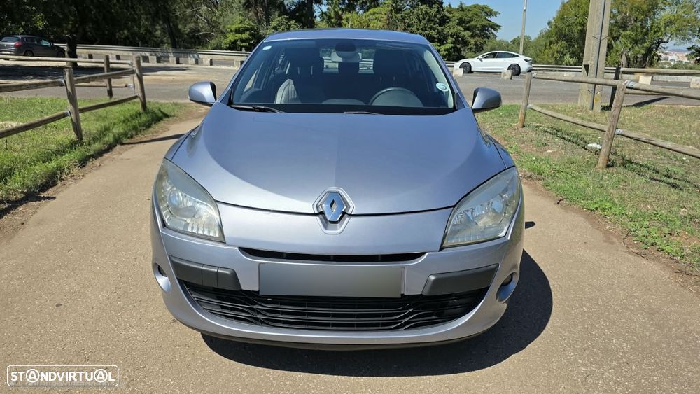 Renault Mégane 1.5 dCi Dynamique - 1