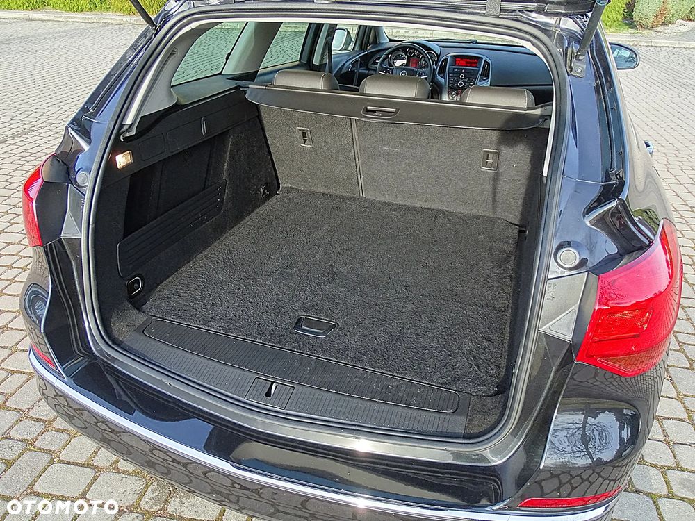 Opel Astra 1.4 Turbo Cosmo - 36