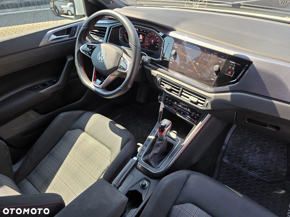 Volkswagen Polo - 18