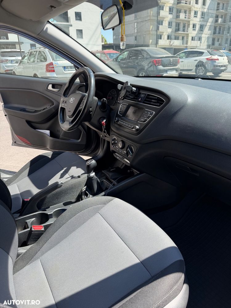 Hyundai i20 1.25 84CP M/T Comfort - 9