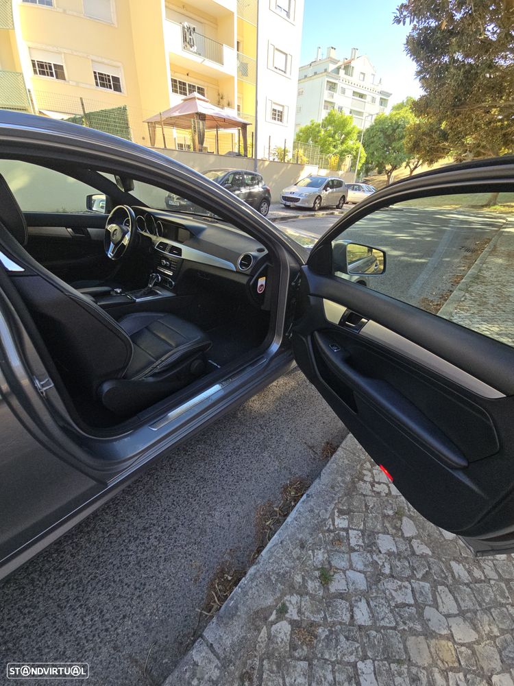 Mercedes-Benz C 250 CGi BE - 14