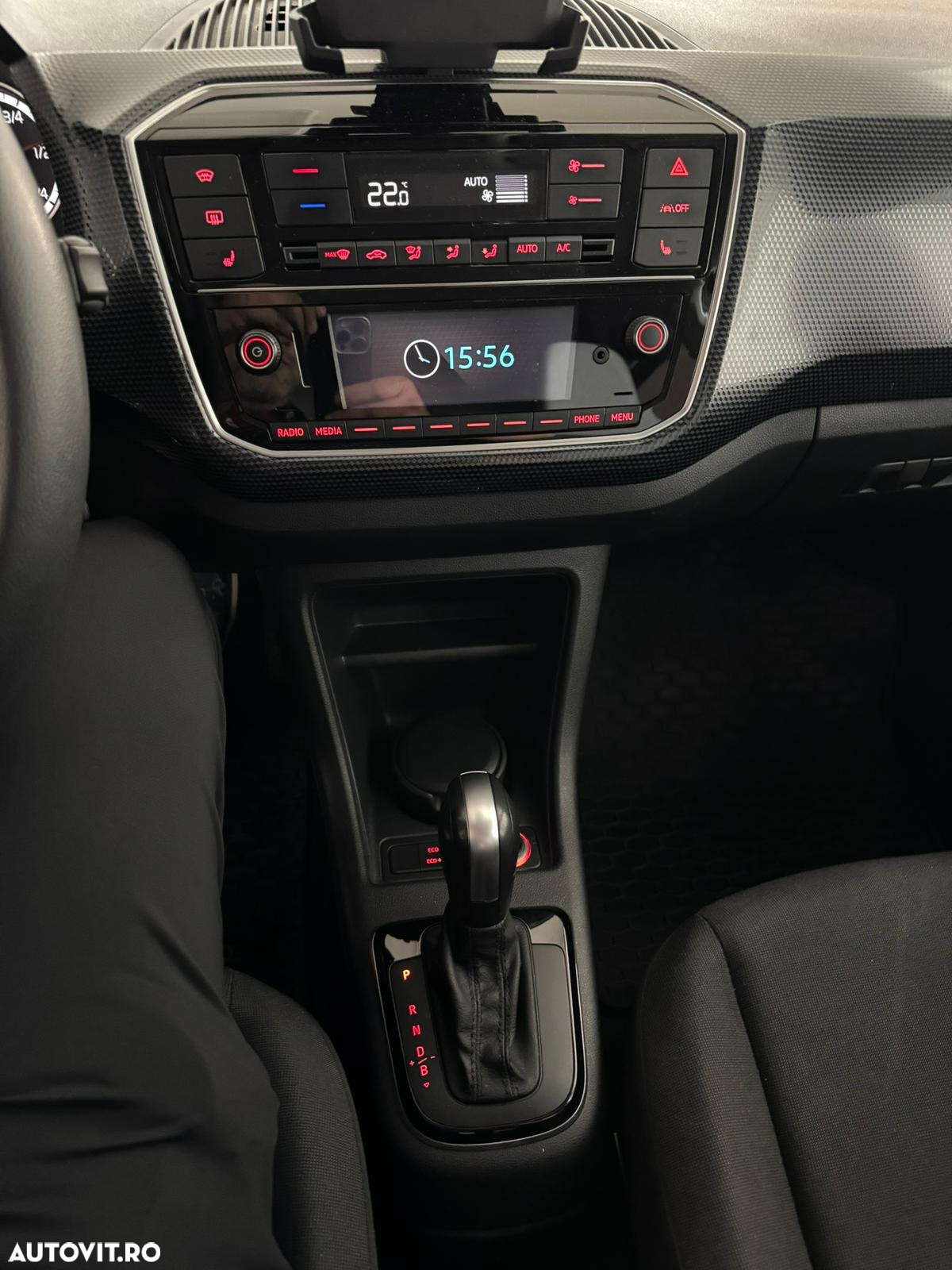 Volkswagen up! e-up! - 9