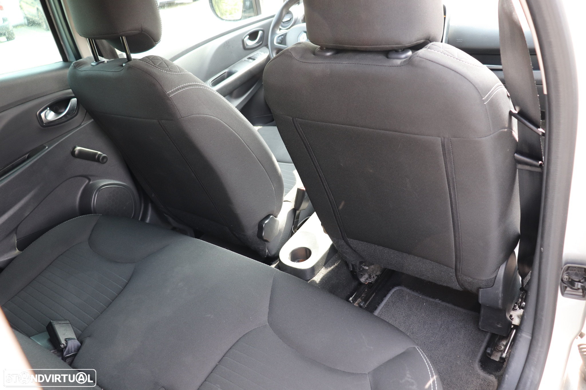 Renault Clio 1.5 dCi Limited EDition - 3