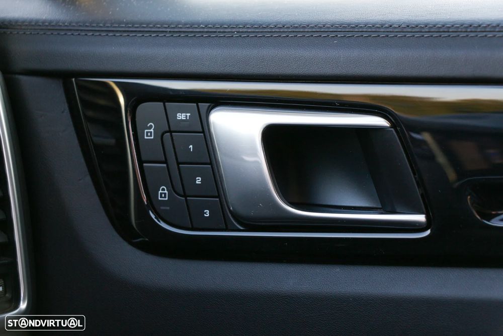 Porsche Cayenne E-Hybrid - 27