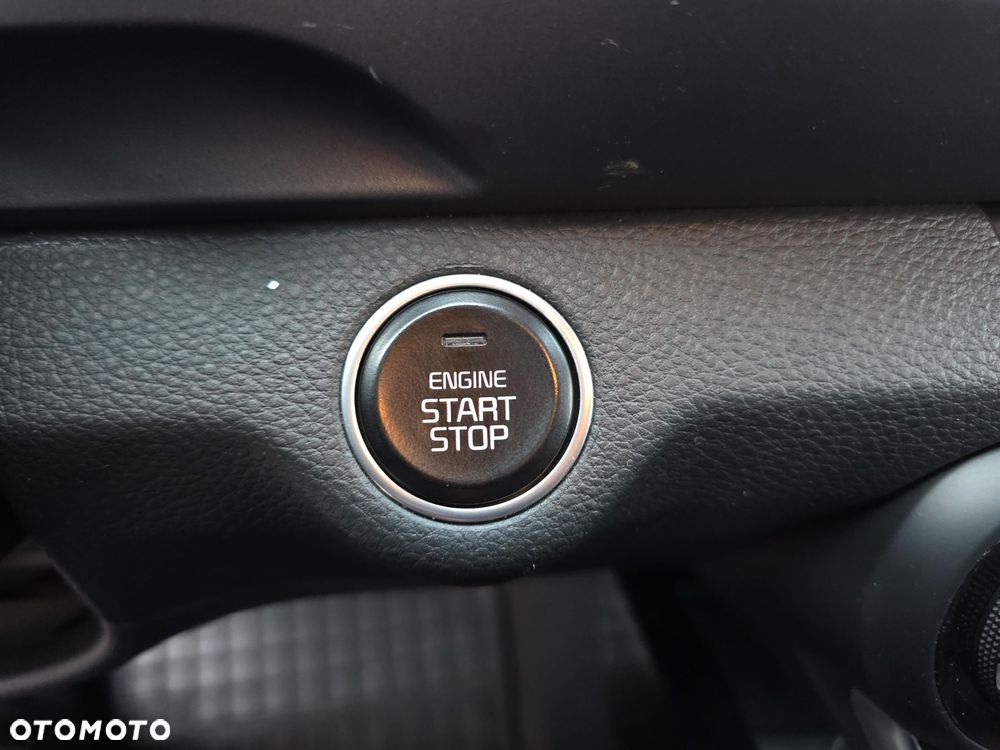 Kia Stonic 1.2 L Business Line - 25