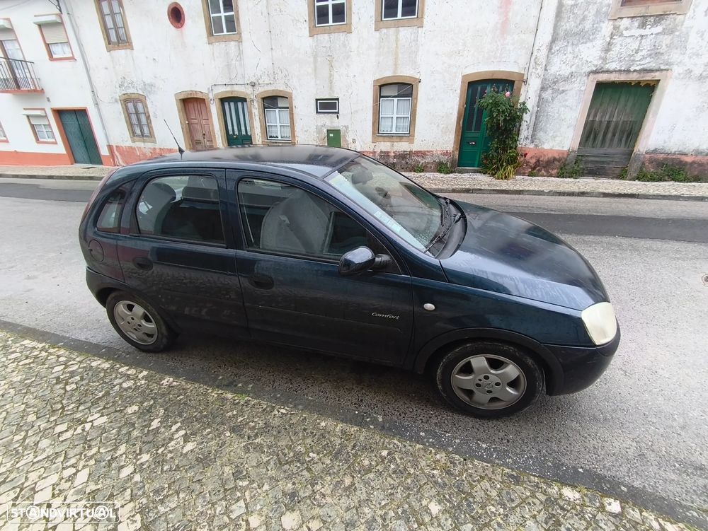 Opel Corsa 1.2 16V Confort - 2