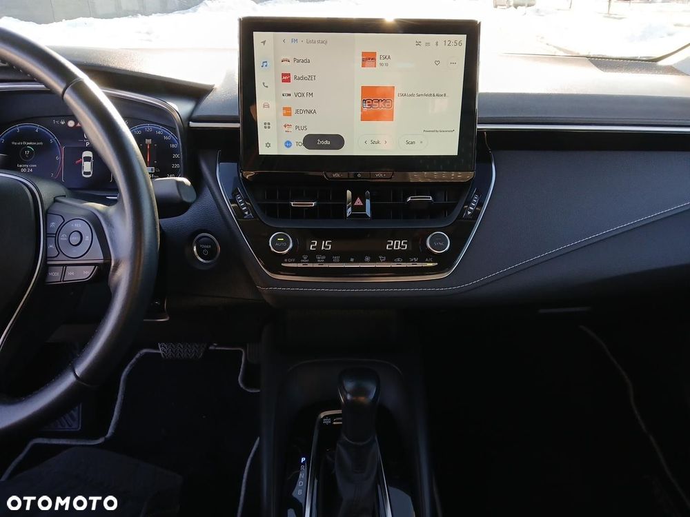 Toyota Corolla 1.8 Hybrid Comfort - 28